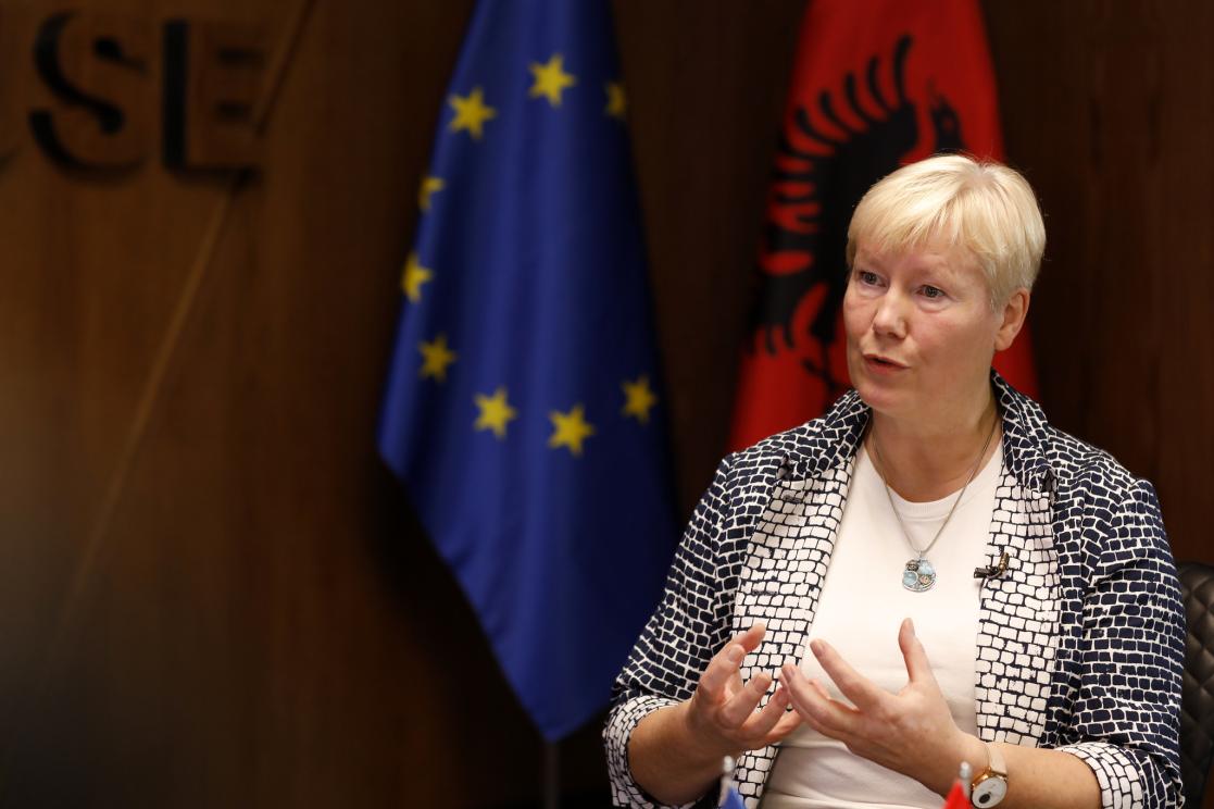 euambalbania