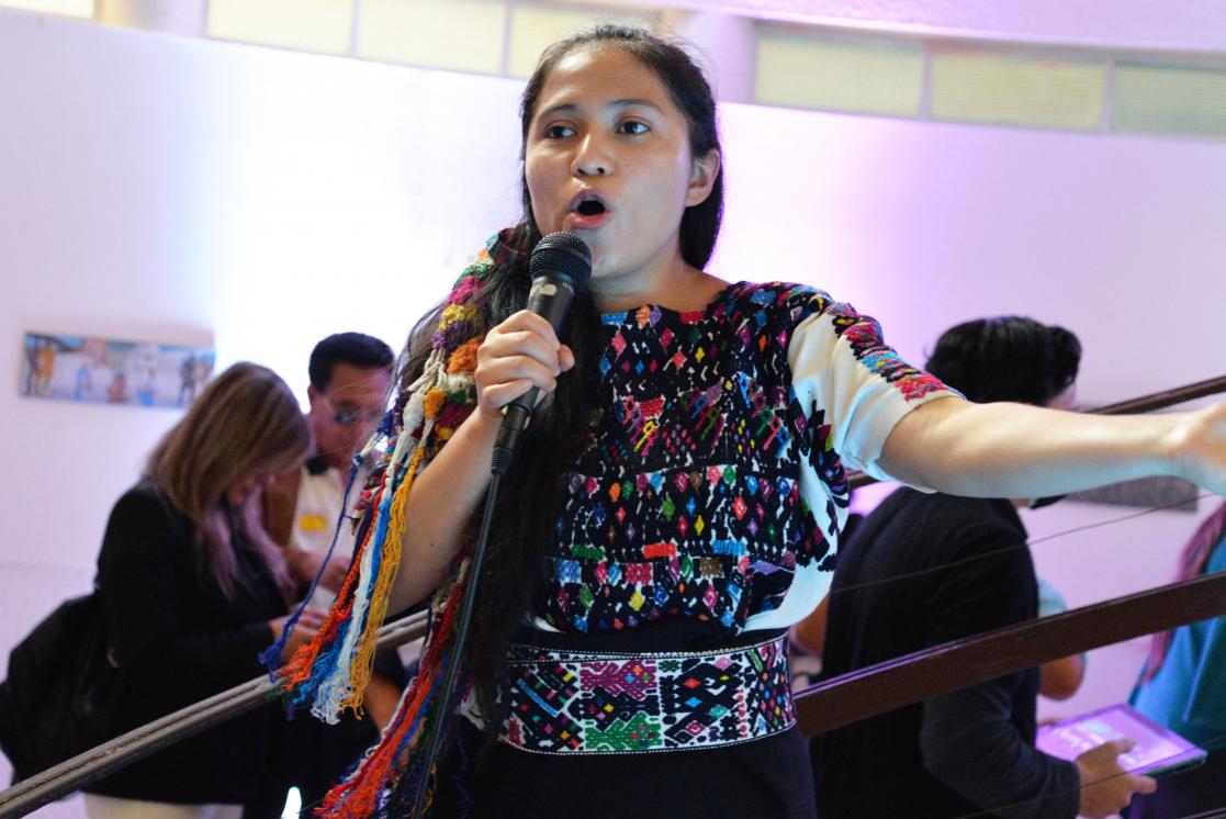 Cantante Kaqchikel Marcielita Chubay