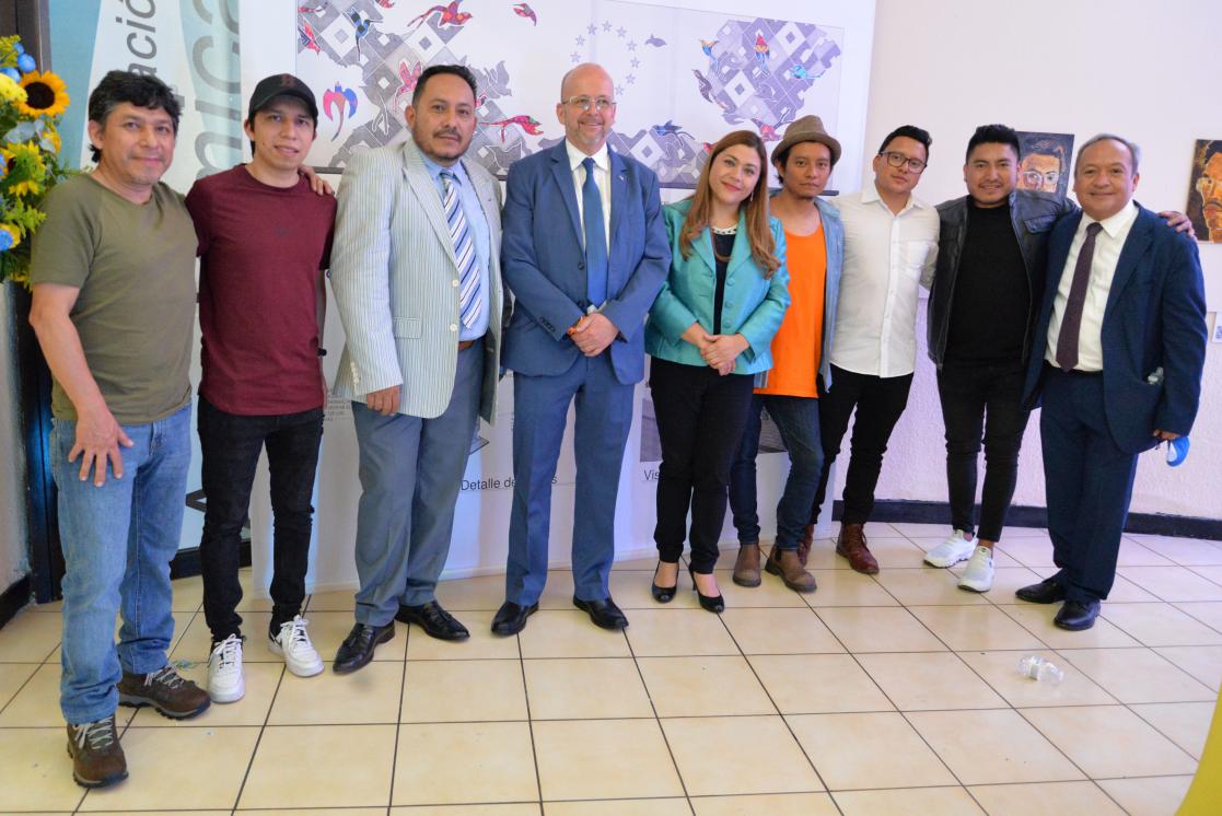 Artistas ganadores del segundo y tercer lugar