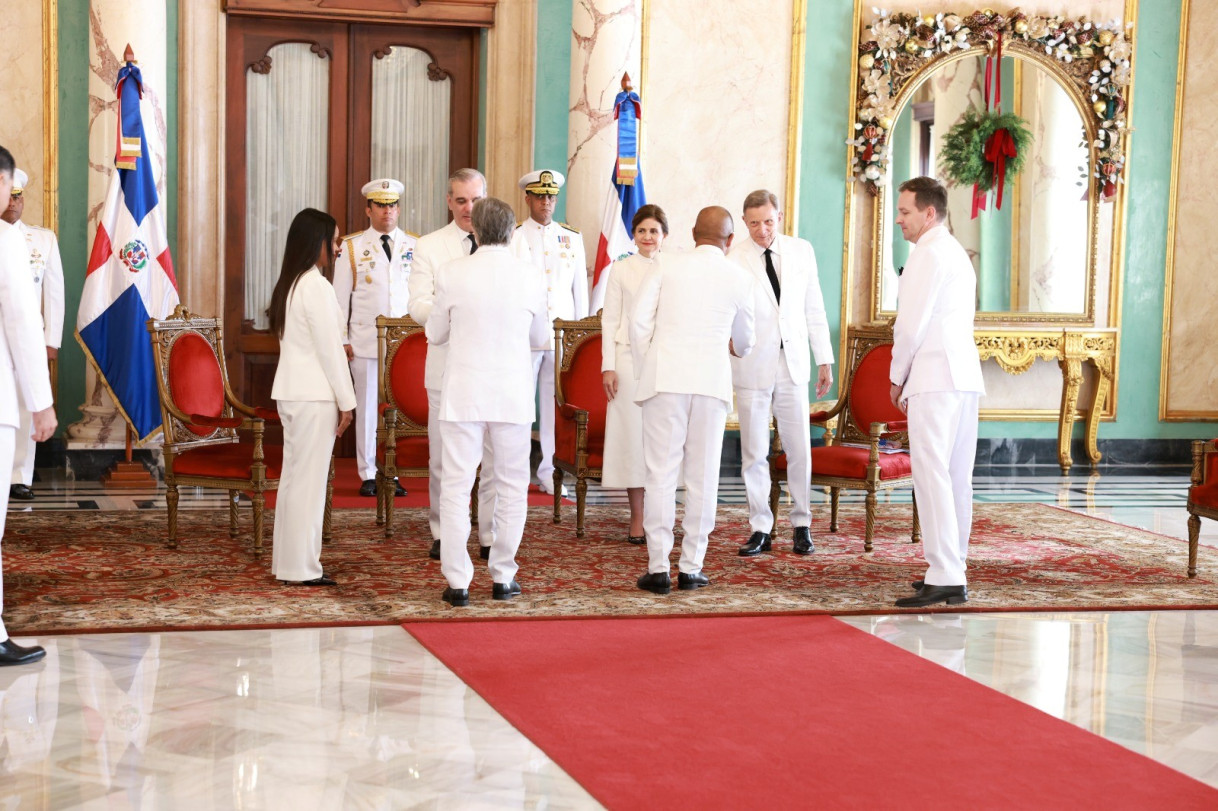 Saludos protocolares