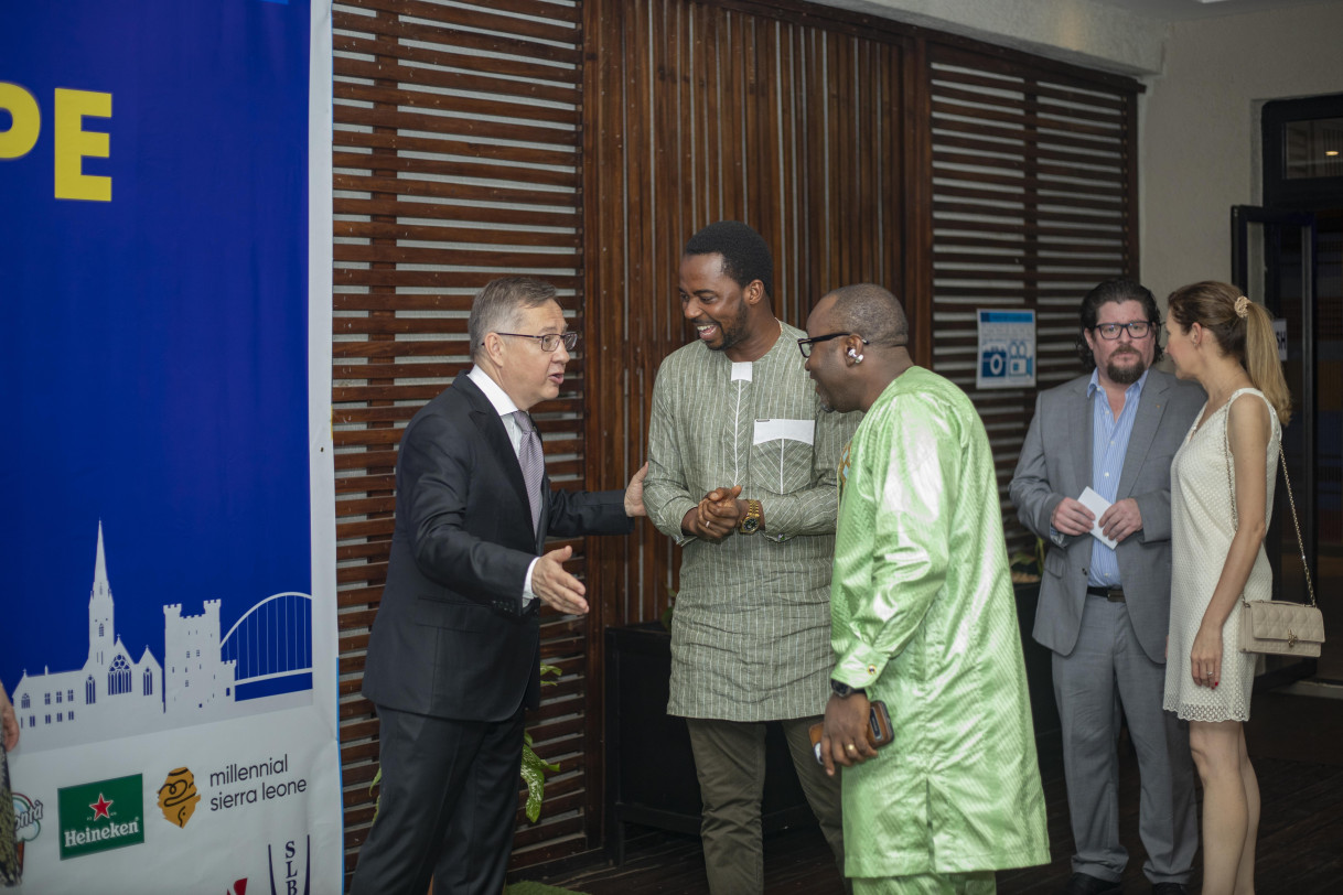 Ab. Jankowski with the Minster of Youth - Sannoh 