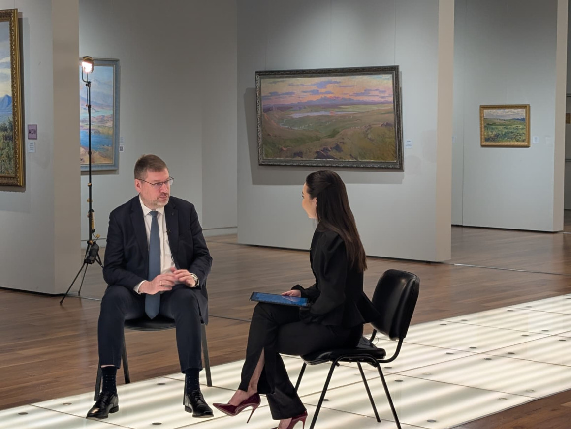 Stiprais was interviewed by Silkway TV at the National Museum of the Republic of Kazakhstan.