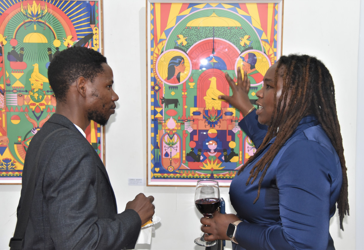 Llomedy and Guest at Exhibition and Calendar Launch