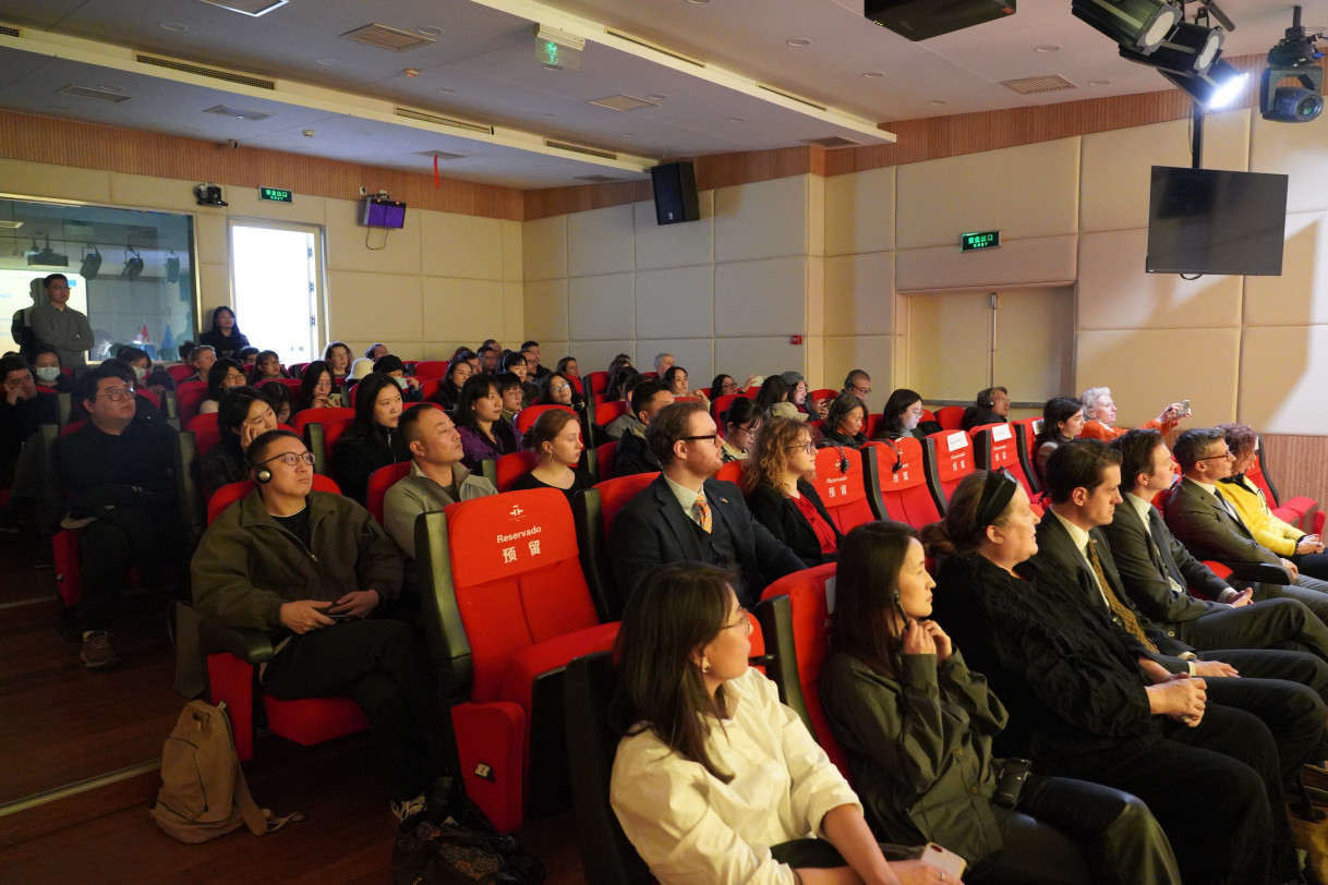 DELCHN_20251125_EVAW screening (6).JPG