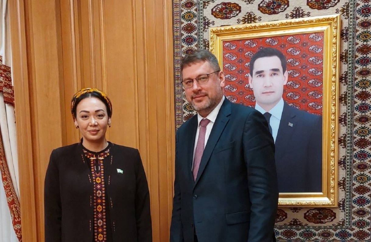 EUSR Eduards Stiprais met with the Speaker of Turkmenistan`s Parliament, H.E. Ms Dunyagozel Gulmanov