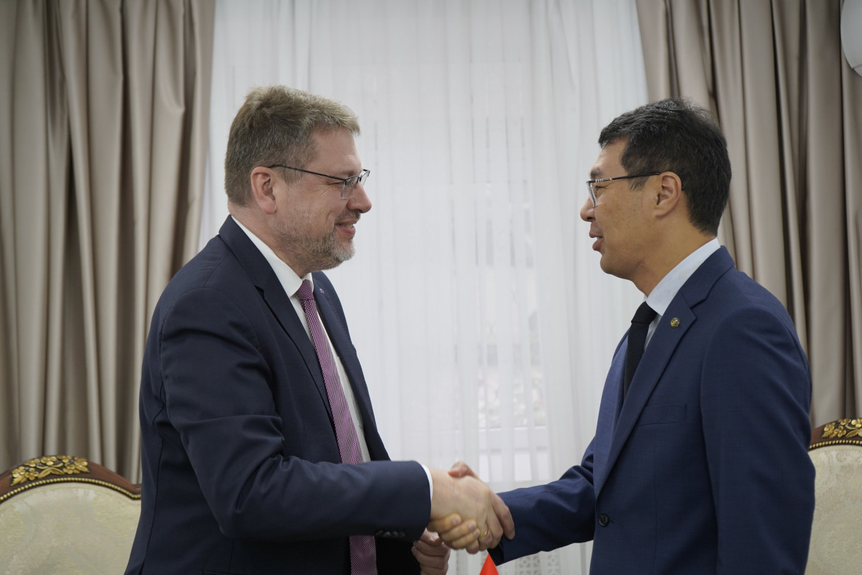 EUSR Eduards Stiprais and H.E. Deputy Foreign Minister Meder Abakirov