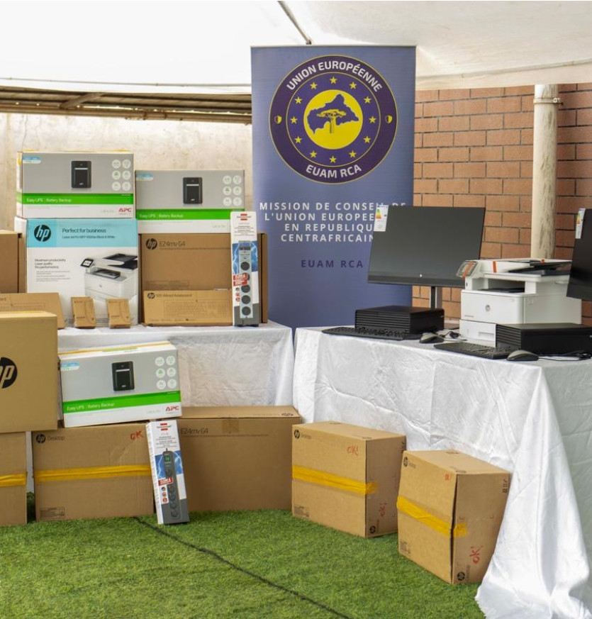 Remis 261 équipements informatiques