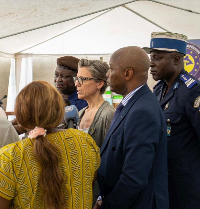 Remis 261 équipements informatiques