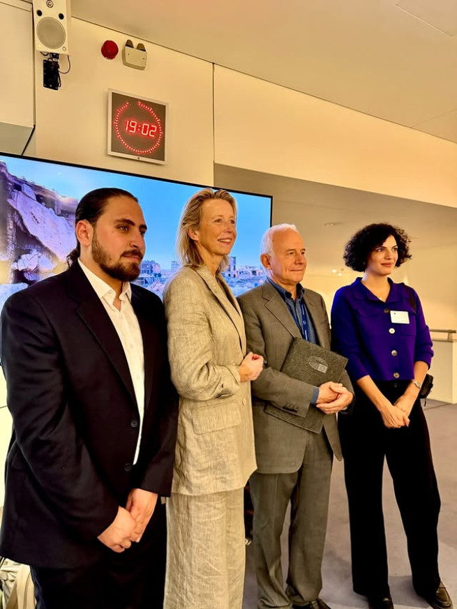  EEAS Secretary General opens exhibition “Return to Nothing” by Syrian photographer Ali Haj Suleiman