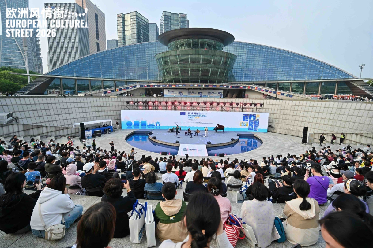 DELCHN_20260417-18_ECS HZ (12).jpg