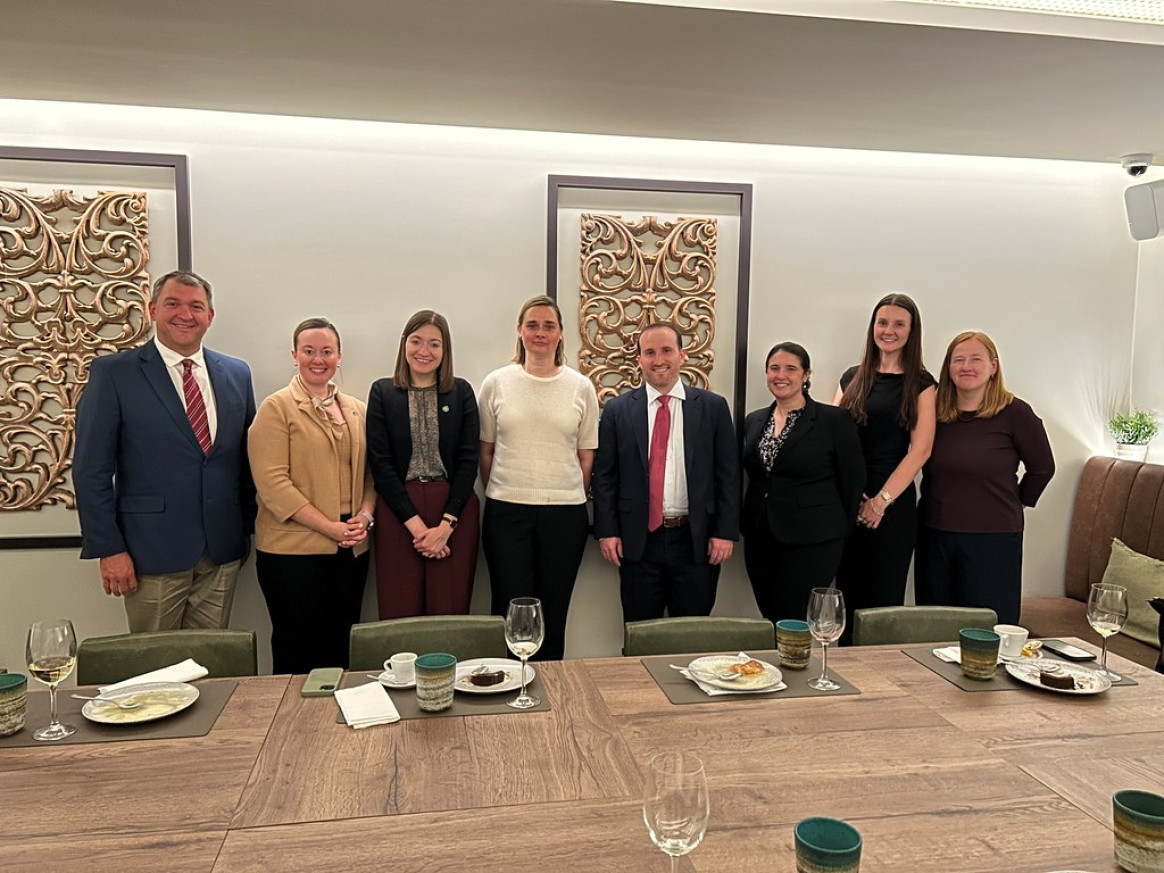 Lunch with Helena Hinto, member of the Commissionner Tzitzikostas Cabinet
