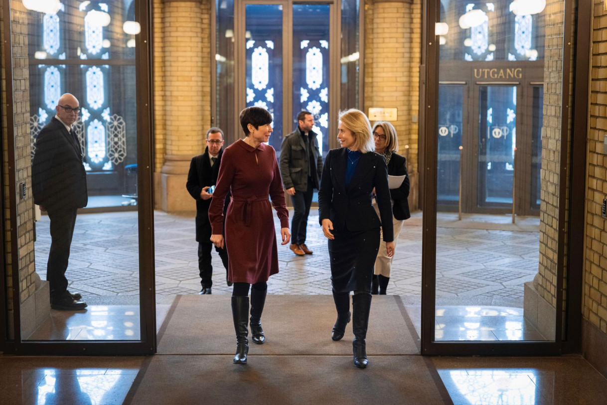 Kaja Kallas på vei til møte