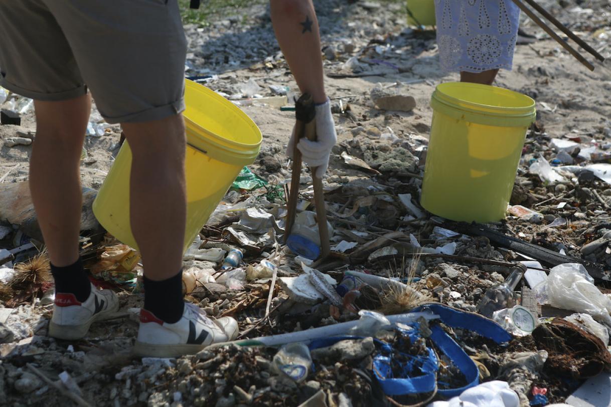 #EUBeachCleanup at Damar Island