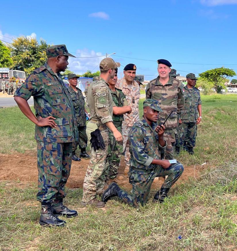 The Director MPCC visits EUTM Mozambique 12