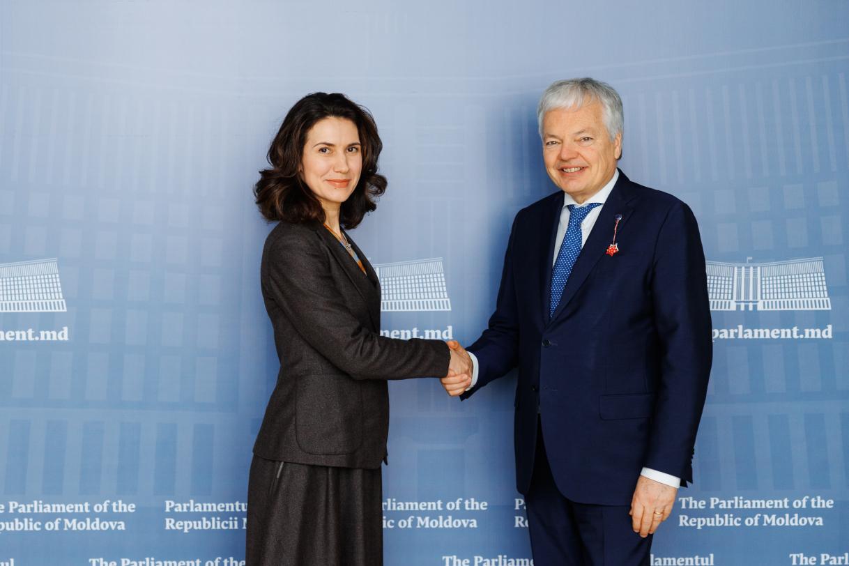 Didier Reynders, EU Commissioner for Justice with Olesea Stamate 