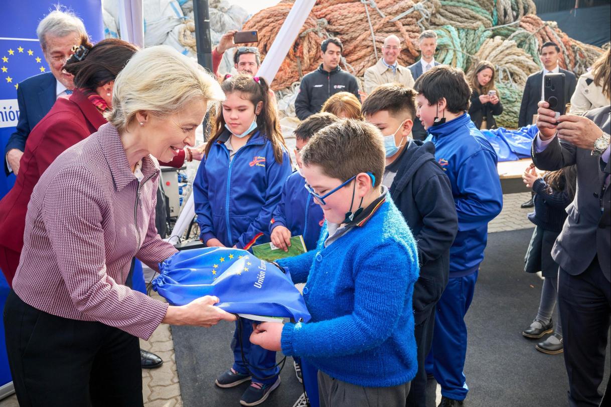 Comberplast Niños