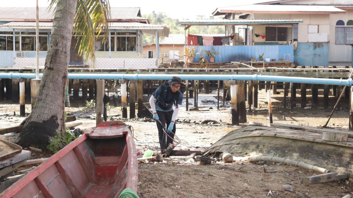 EU-ASEAN Green Diplomacy Week 2023 in Brunei: River Cleanup at RIPAHS Bridge