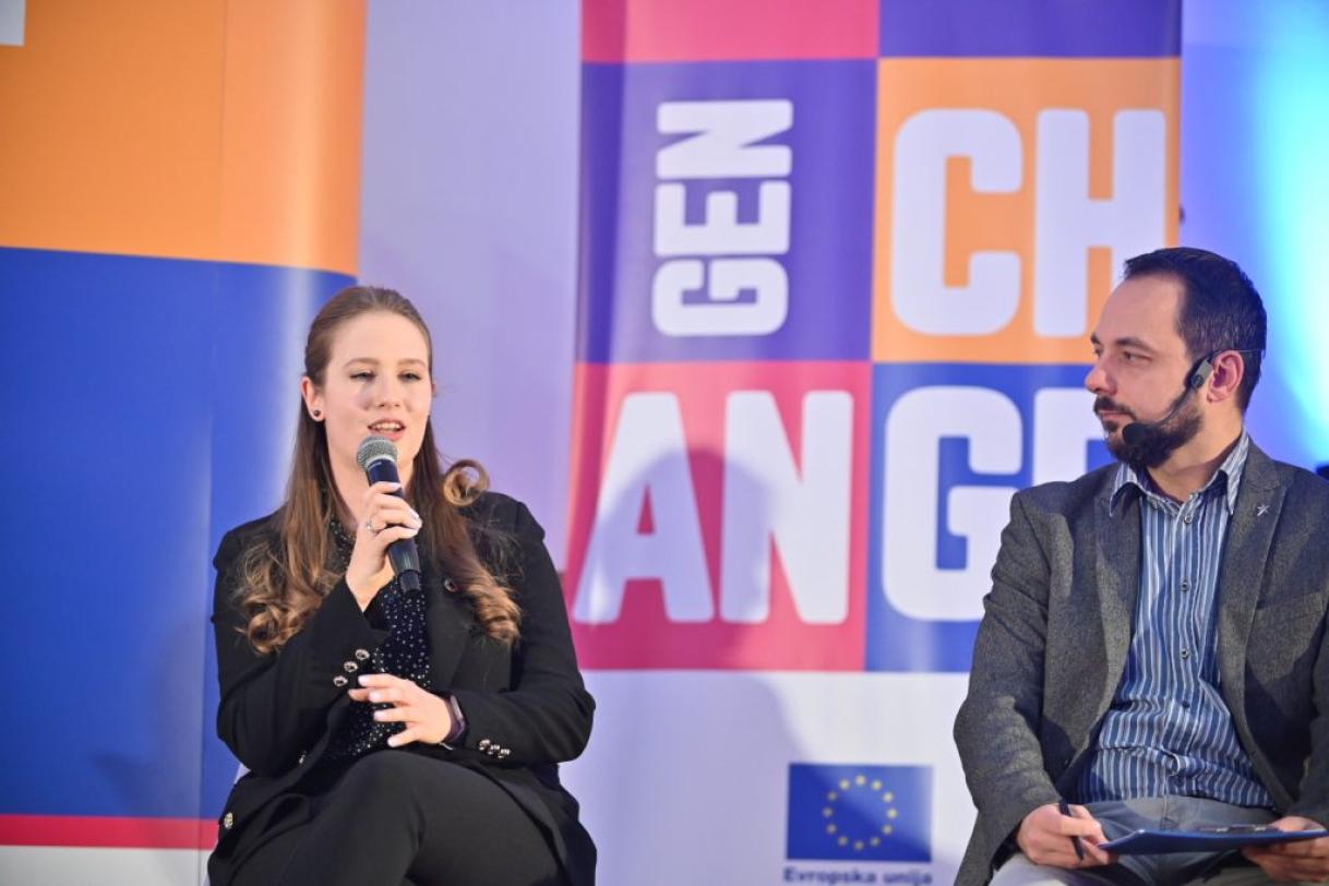 Ambassador Sattler and Students Discuss a Greener Future in Zenica, and launch #GenChange Project
