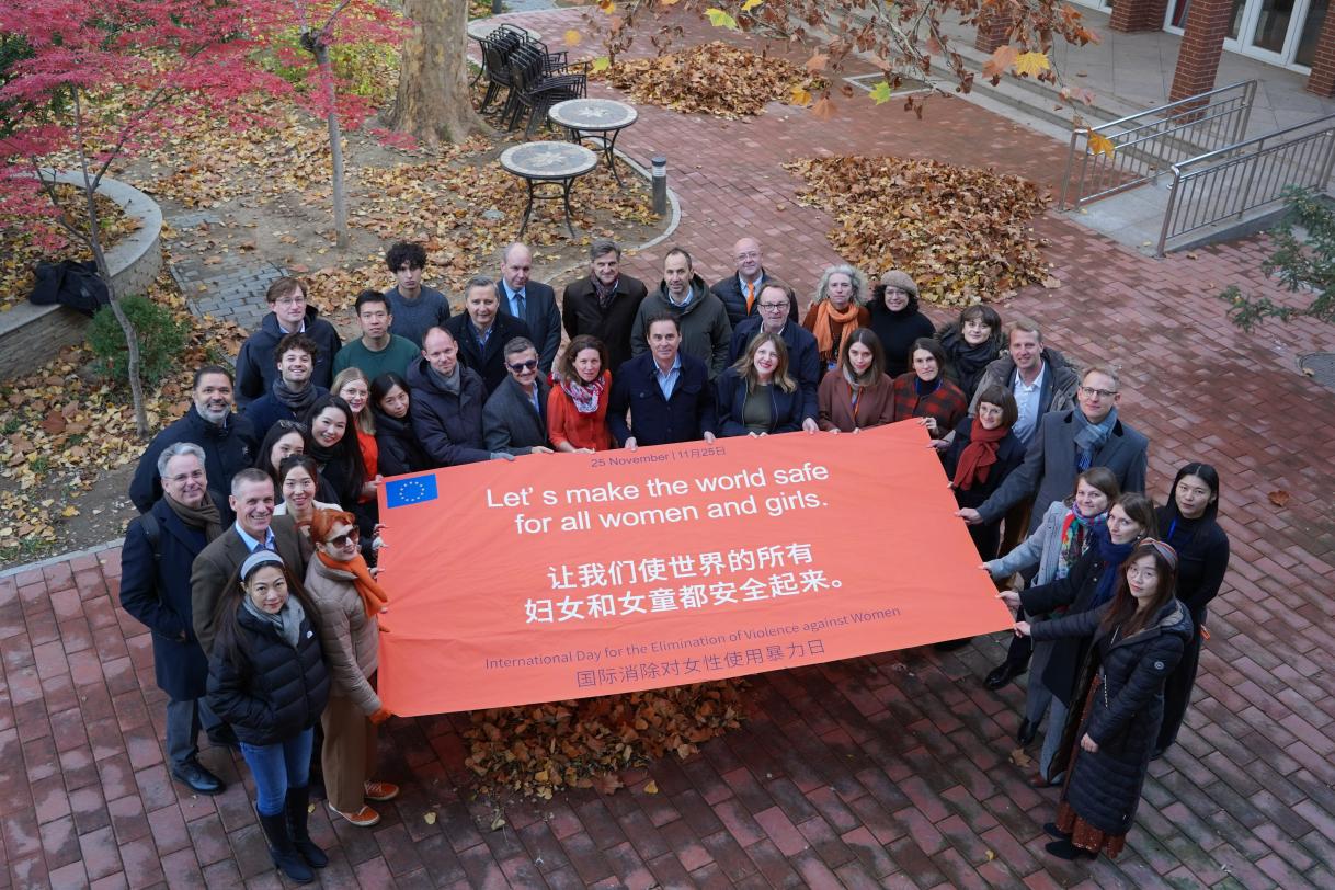 20241125_DELCHN_Group photo.jpg