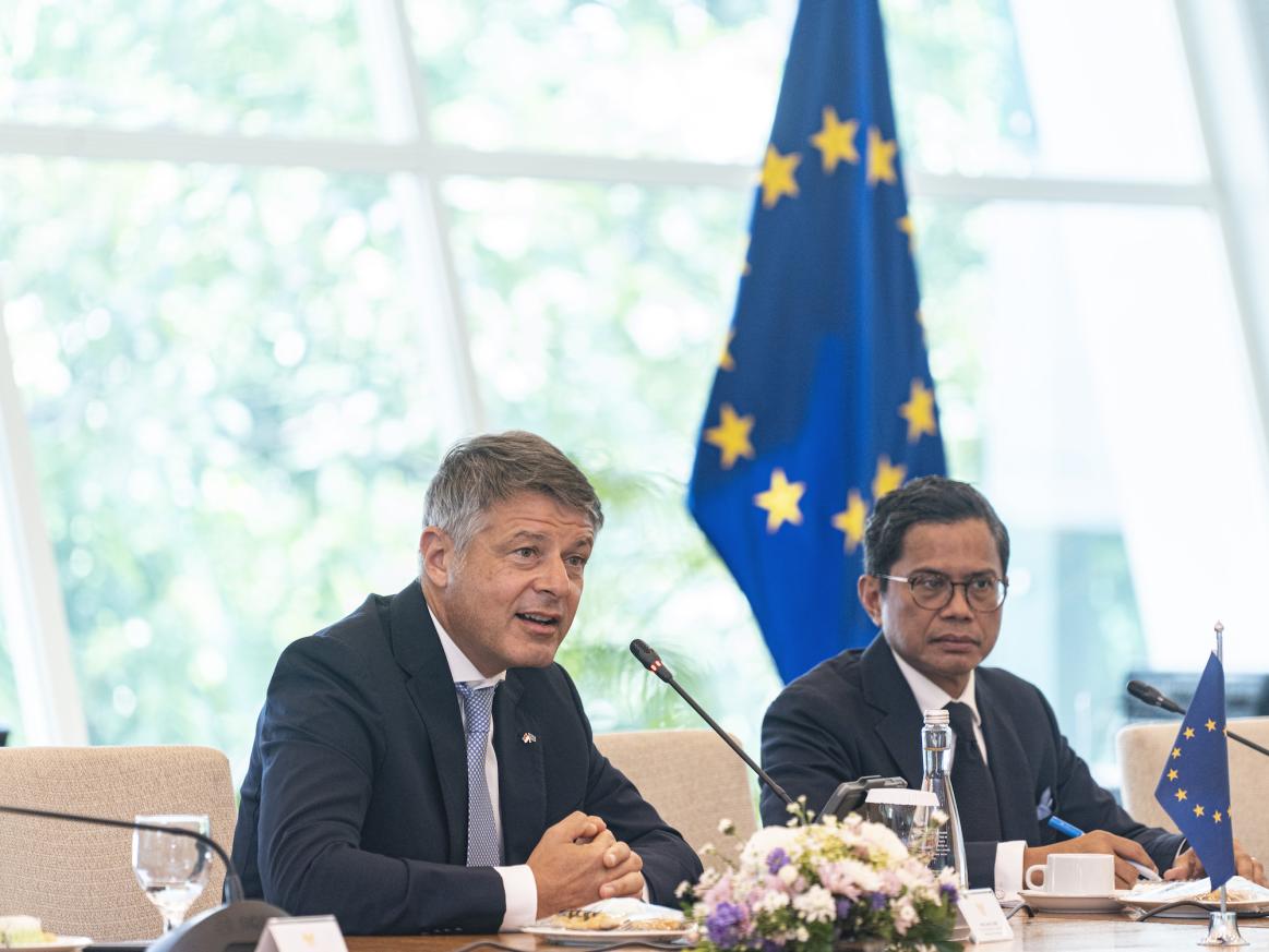 Meeting at the Indonesian Ministry of Foreign Affairs