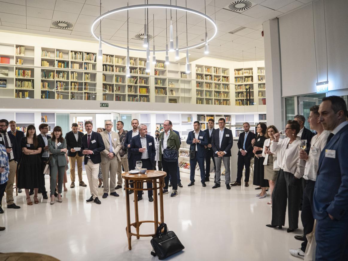 Discussion hosted by the Netherlands Embassy