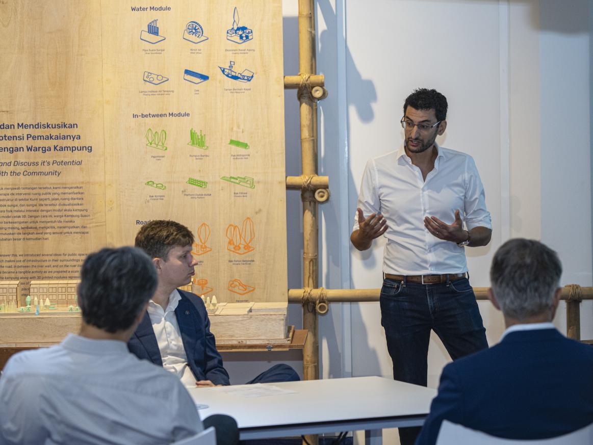 Discussion hosted by the Netherlands Embassy