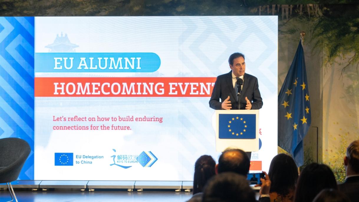 20250227_DELCHN_alumni event (10).jpg