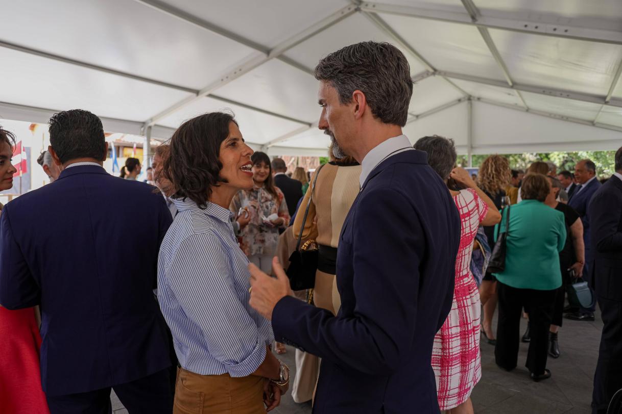 Embajador de la Unión Europea junto a la ministra del MICITT, Paula Bogantes