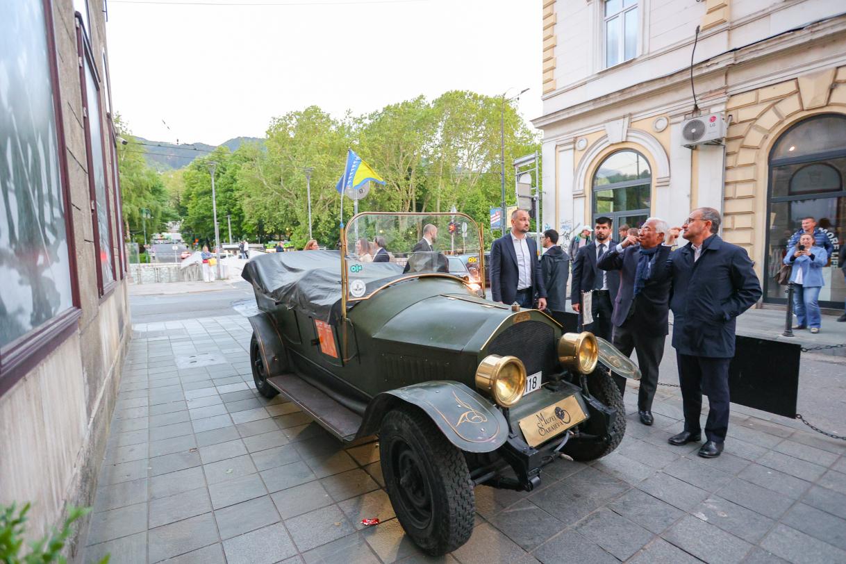 President Costa toured part of Sarajevo city
