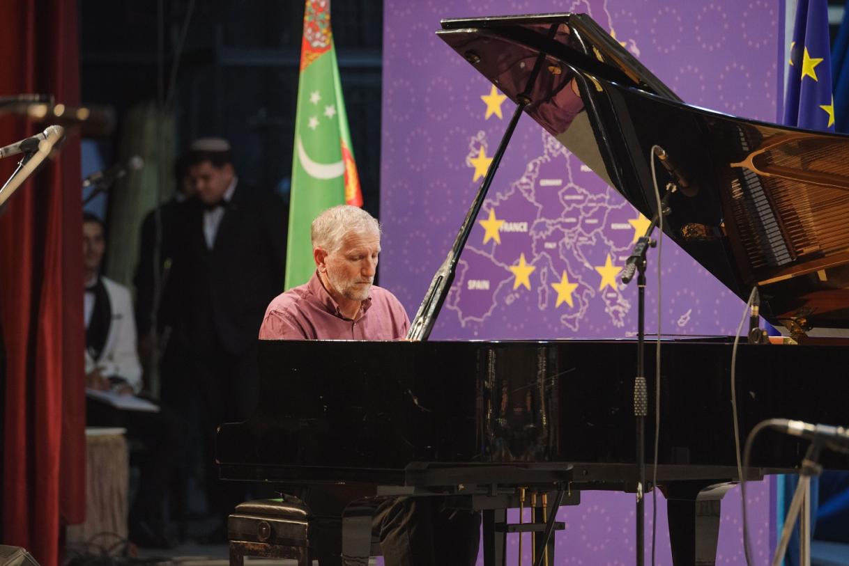 Jazz concert of the Italian Antonio Flinta Trio in Ashgabat, 24 November 2024 