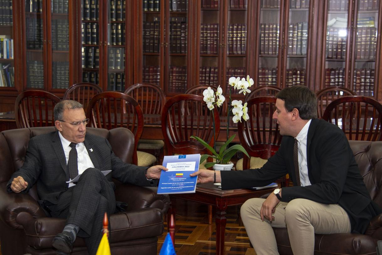 Roy Barreras y Javi López