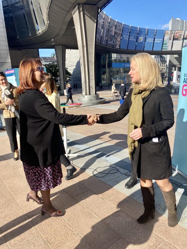 Stella RONNER-GRUBAČIĆ at Girls Day exhibition launch
