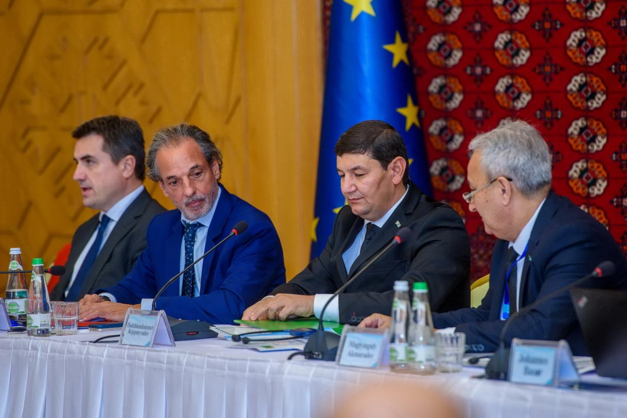 Participants of the Joint EU-Turkmenistan Energy Conference 