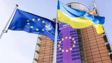 EU og Ukraina flagg