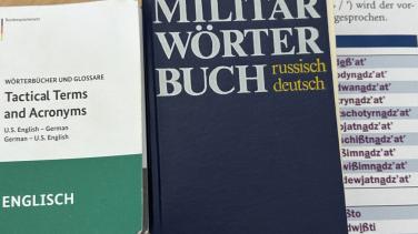 Book. Title on the cover: Militär Wörter Buch