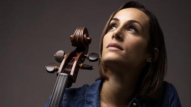 Headshot of celloist Julie Sevilla Fraysse