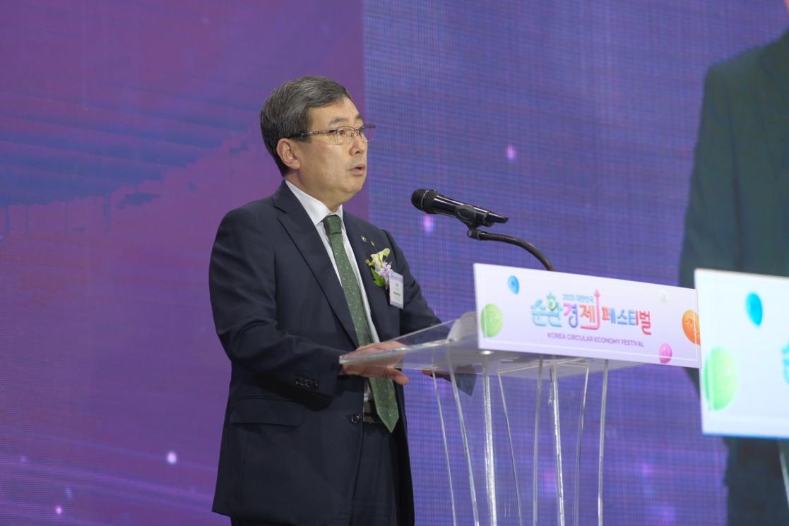Lee Sang Mok, President of KITECH