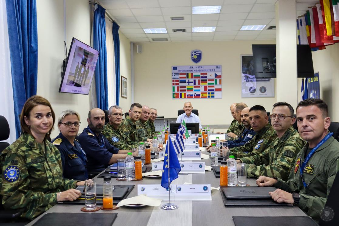EUNAVFOR ASPIDES: Hellenic Deputy Minister of National Defense Visits Operational Headquarters