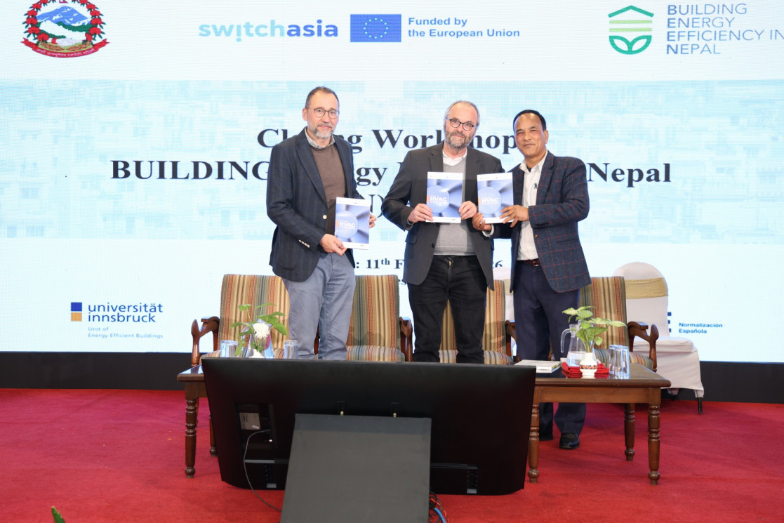 Launch of the manual.