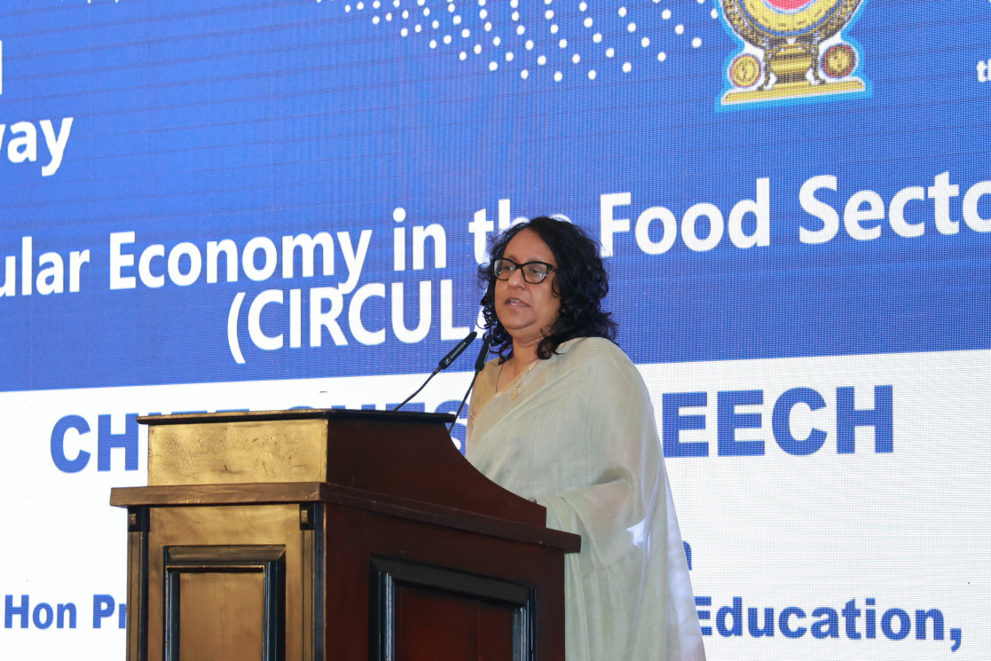 The Prime Minister of Sri Lanka, Hon. Harini Amarasuriya addresses the gathering. 