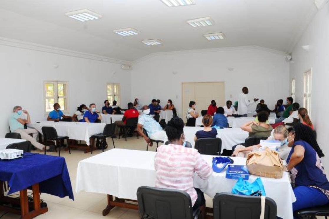 Group of people sitting in diferent tables