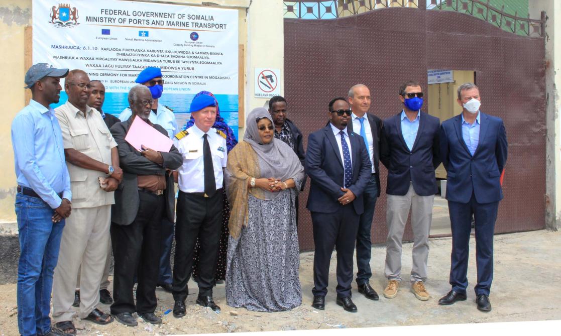 Group photo with representatives of EUCAP, the Somali government and the EU 
