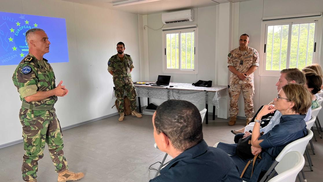 EUTM Mozambique welcomes Finnish Delegation to Katembe Training Camp