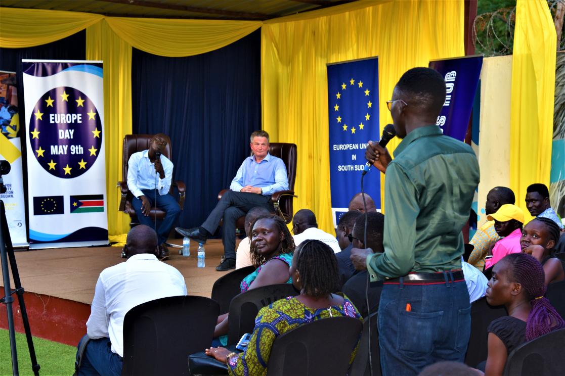 Ambassador Timo taking questions from the youth