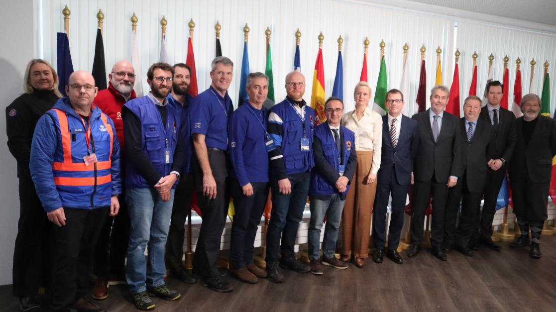 Family photo civil protection iceland