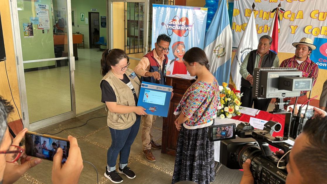 Lanzamiento de tecnologías con pertinencia cultural para promover la salud en adolescentes y prevenir la desnutrición crónica en la niñez