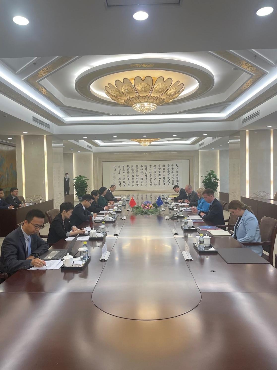 Meeting with Li Hui 2