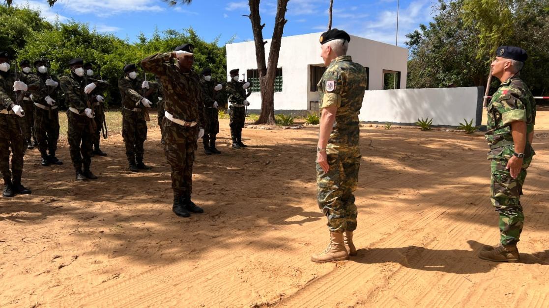 EUTM Mozambique welcomes the Chairman of the European Union Military Committee