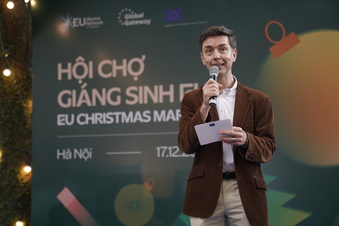 EU Xmas Market - Hanoi 2023 01