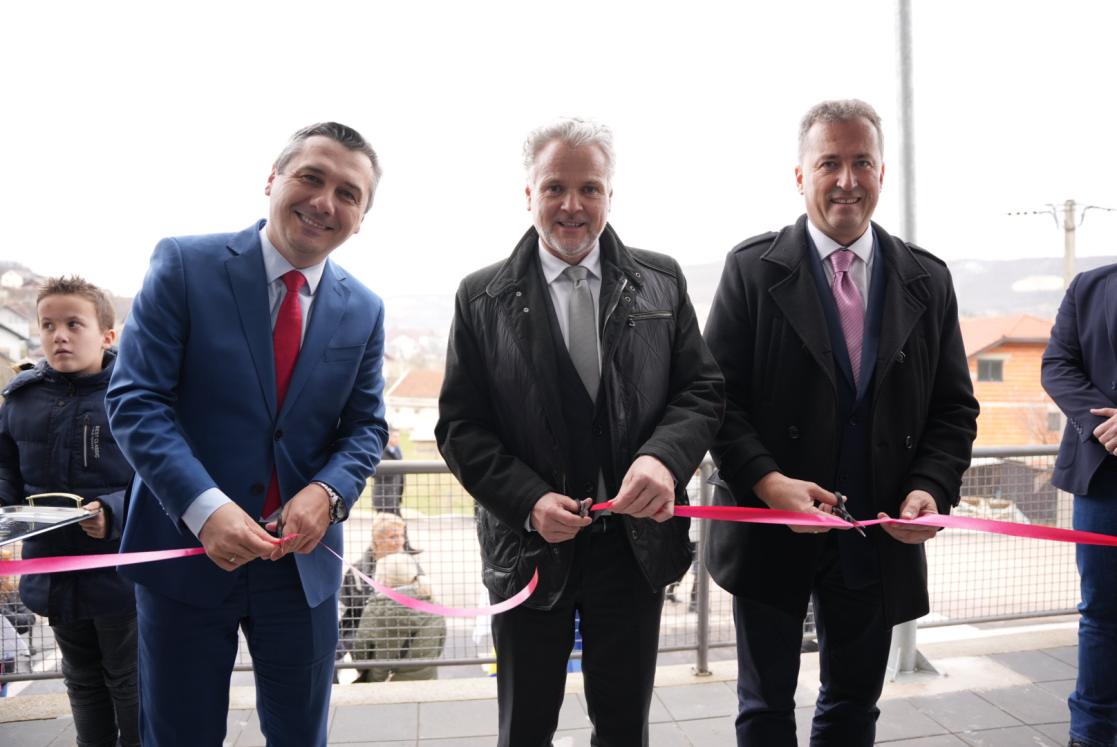 Nine families in Ključ receive new homes as part of the EU-funded RHP